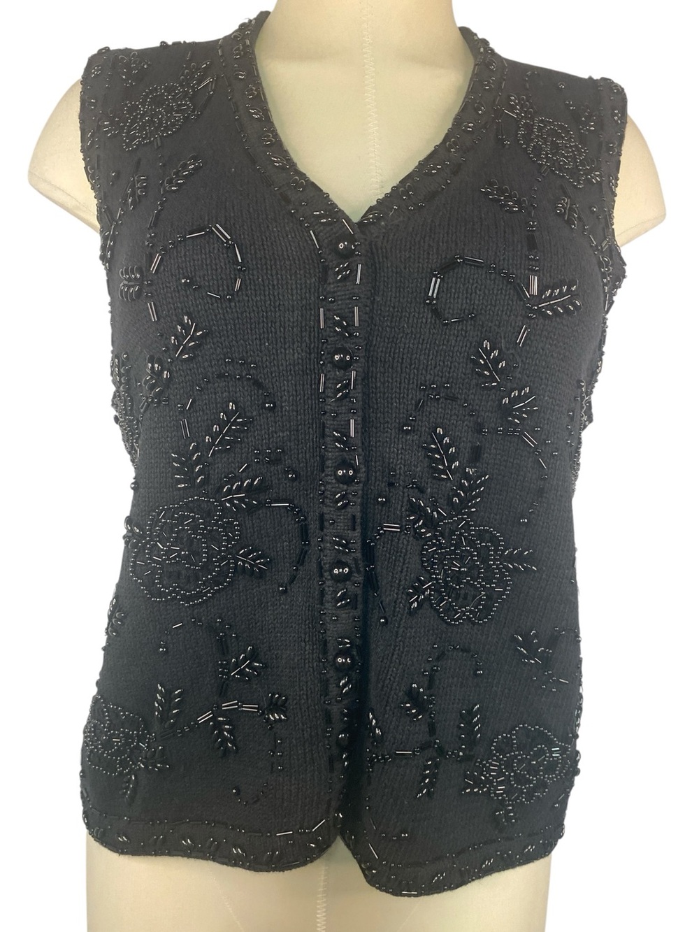Yarnworks Embellished Black Sleeveless Button Up Top Women’s Large